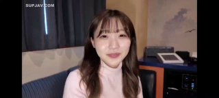 狂热爱19岁了第一次放纵自己，约了个小哥哥先吃他的鸡巴再让他操我再犯禁止上传