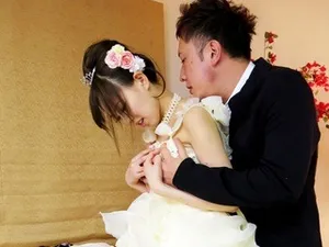 新娘在婚礼前夜被老板强奸